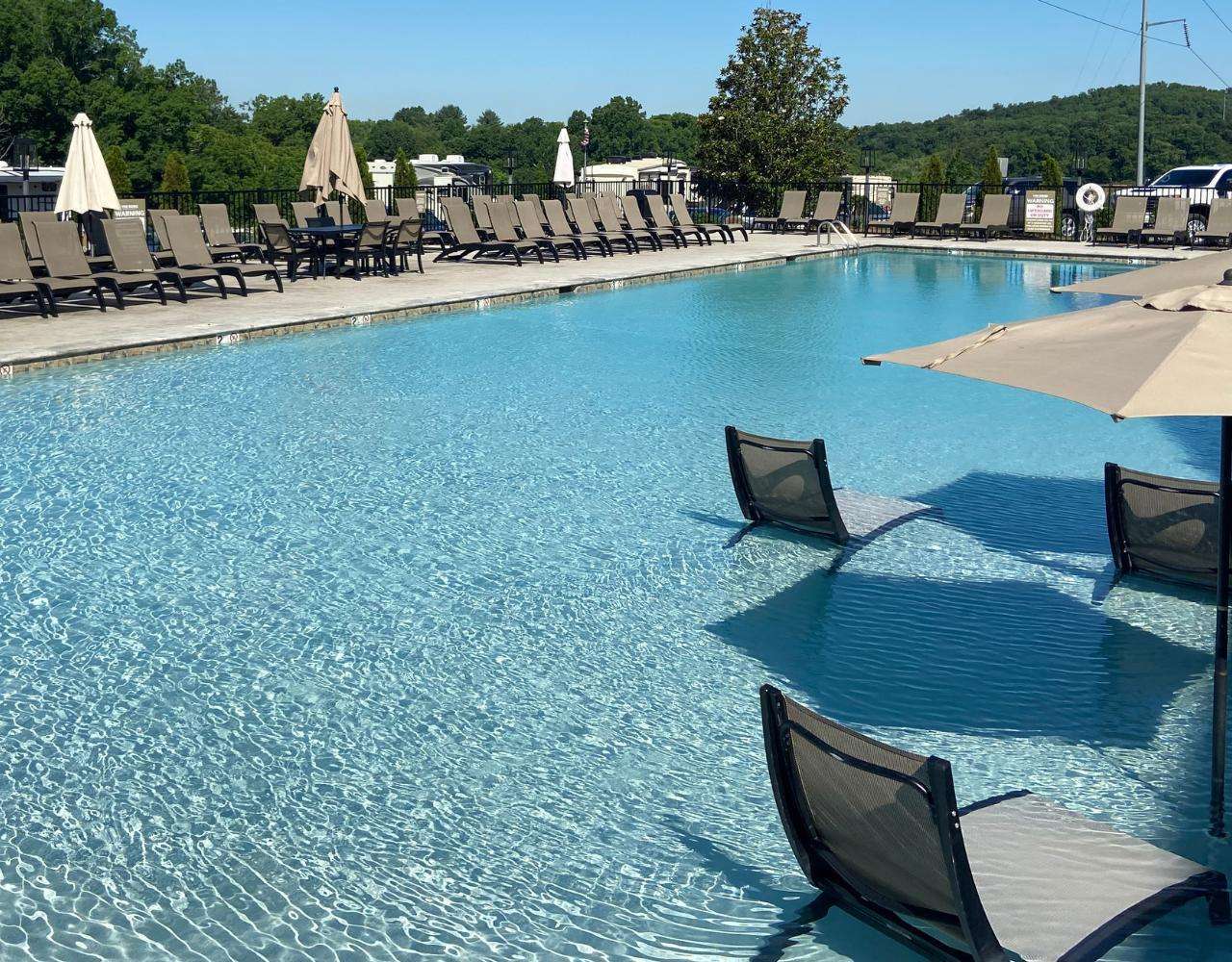 The Ridge Outdoor Resort Amenities Zero Entry Pool