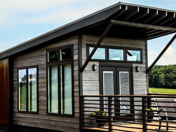 Tiny Home Vacation Rentals at The Ridge Pigeon Forge